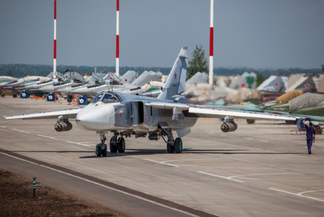 Липецкая авиабаза. Су-25 и Су-24