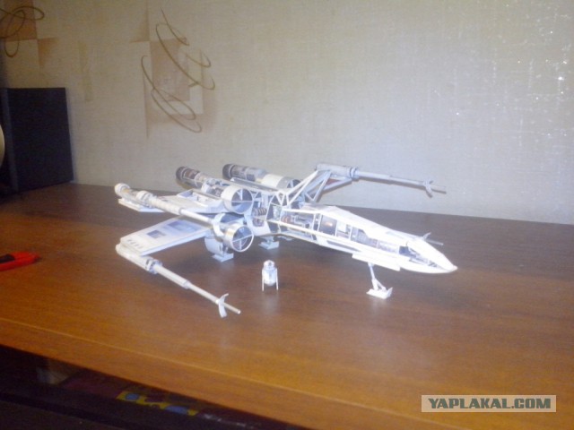 X-wing из бумаги
