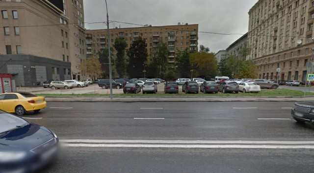 Авто фельдъегерей сбило участника движения "СтопХам" в Москве