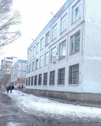 В школе дети чистили крышу вместо уроков труда