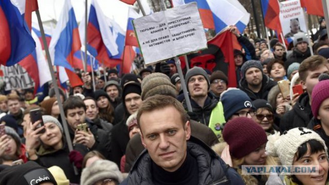 Навальный: Надо ввести максимально жесткие санкции против всяких Абрамовичей и Усмановых