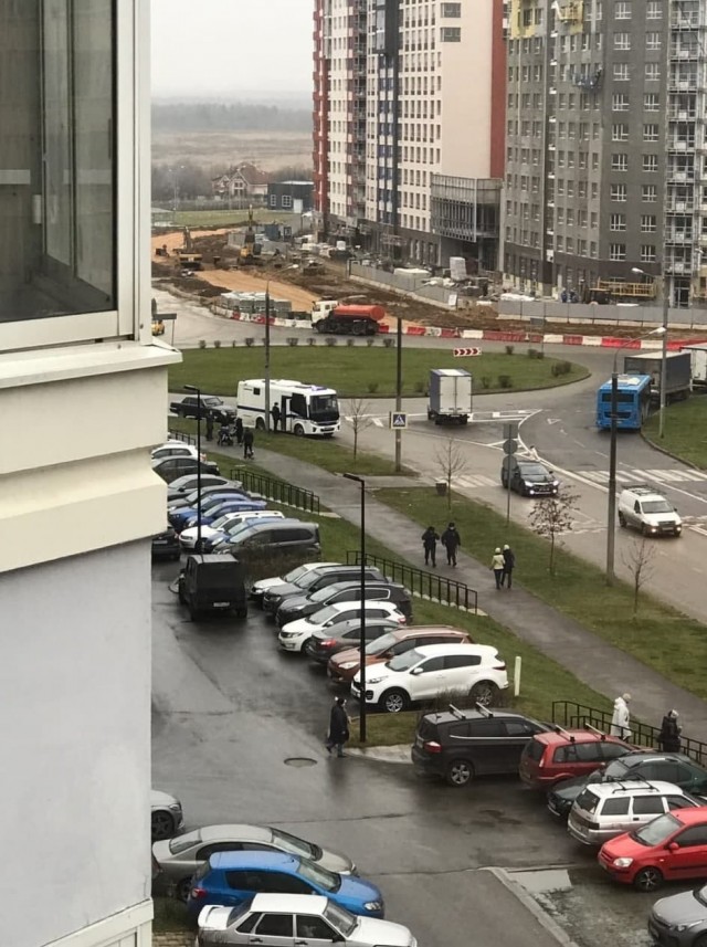 В Новых Ватутинках полиция устроила массовый рейд