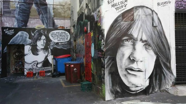 Музыка и музыканты: Malcolm Young