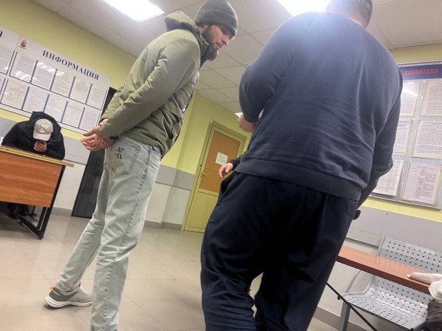 В Москве чеченец изнасиловал 17-летнего зумера