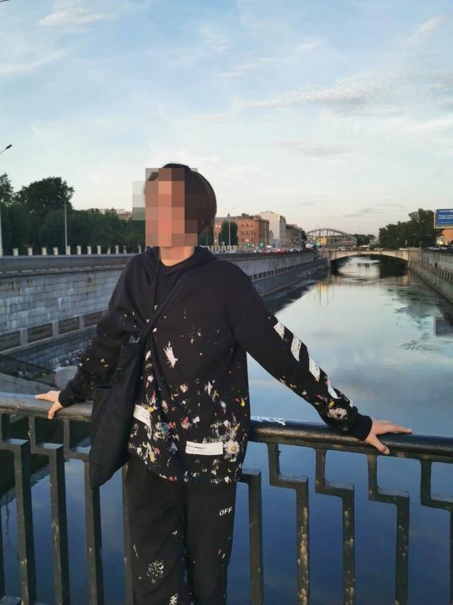 В Подмосковье школьник ударил ножом одноклассника, потому что тот помешал ему есть сухарики.