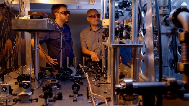 Запущены новые атомные часы NIST-F4