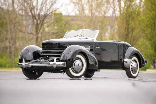 1937 Cord 812 Phaeton. Автопятница №150.