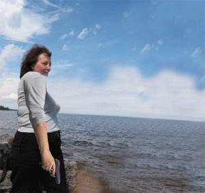Фотожаба: Тетка и пистолет