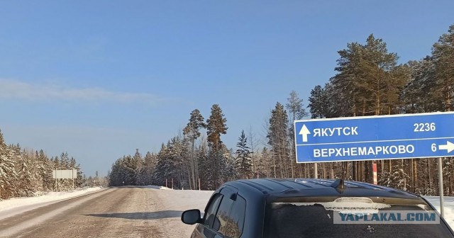 Как зимники весной превращаются из дороги в болото