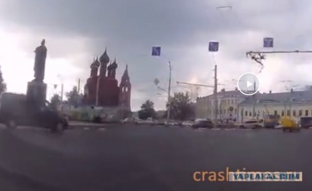 В Ярославле не нужно придумывать автоподстав, достаточно ездить  по правилам!