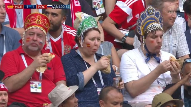 Шведские болельщицы, метро, Санкт-Петербург, сегодня