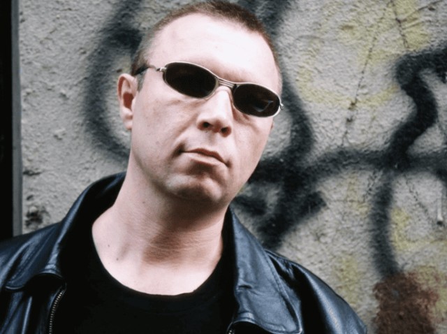 Самые продаваемые писатели в России