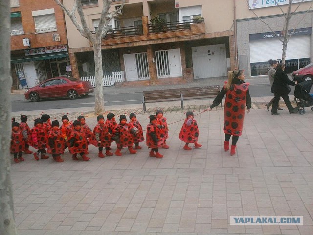 Дети на экскурсии по стройплощадке