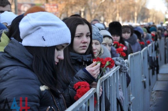 Донецк и Киев. Сегодня.