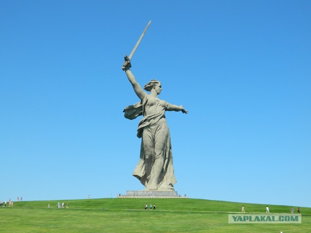 Родина - мать в цифрах и деталях