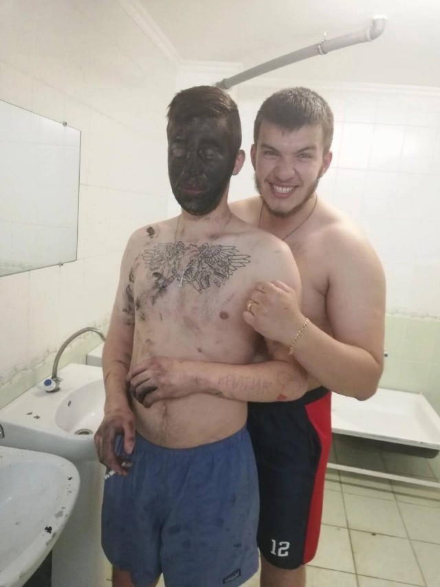 Таких друзей за х.... и в болото
