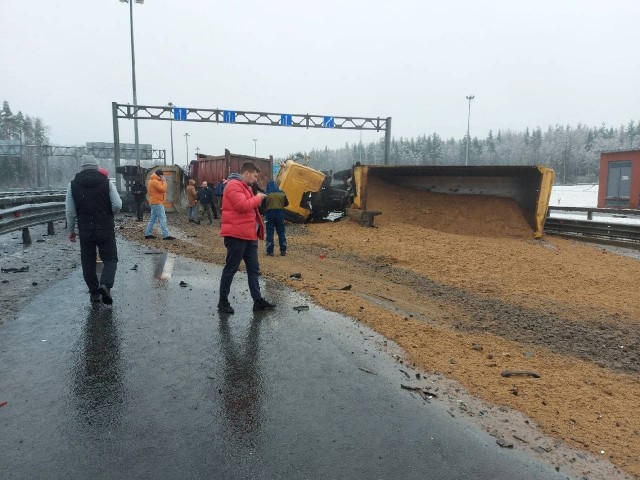Очередной профессионал завтыкал за рулем