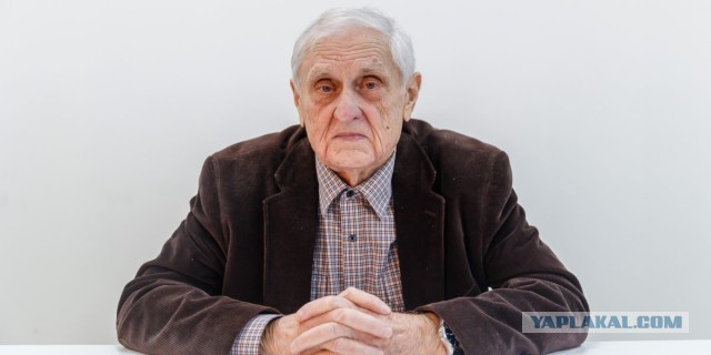 «Война начинает утрачивать свой драматизм и становится страшной и извращённой игрой»