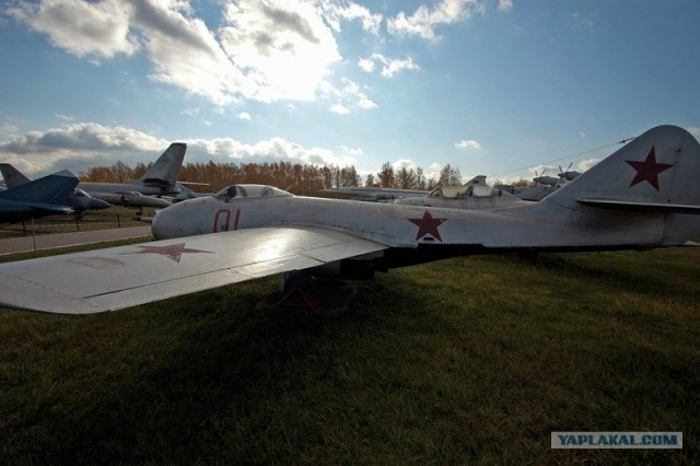Авиация из музея в Монино