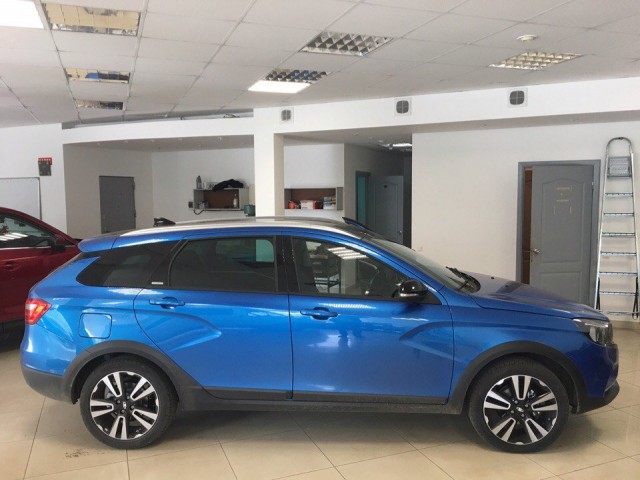 Lada Vesta SW Cross в комплектации Exclusive