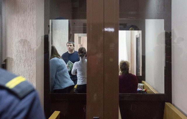 Беларусь: Бывшего начальника ГУПРа за сбор дани со школьных столовых приговорили к 14 годам с конфискацией
