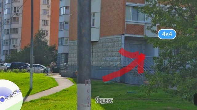 Гулял с детьми, а тут воинская часть