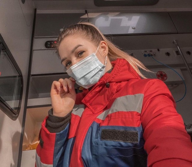 В Омске уволили фельдшера, которая рассказывала в блоге о буднях скорой помощи, нарушениях условий труда и низких зарплатах