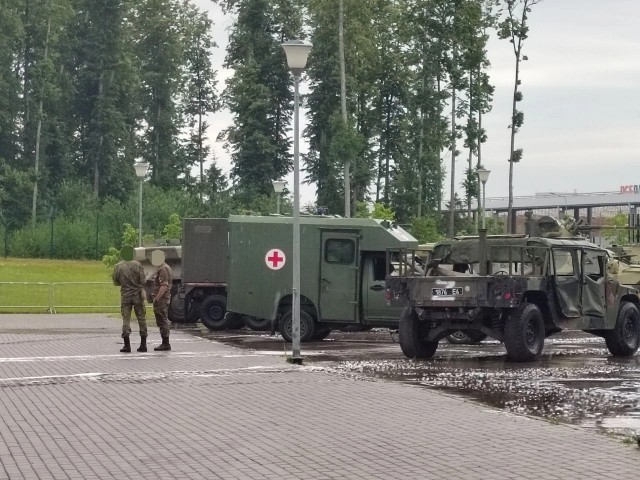 А у нас на Кубинке