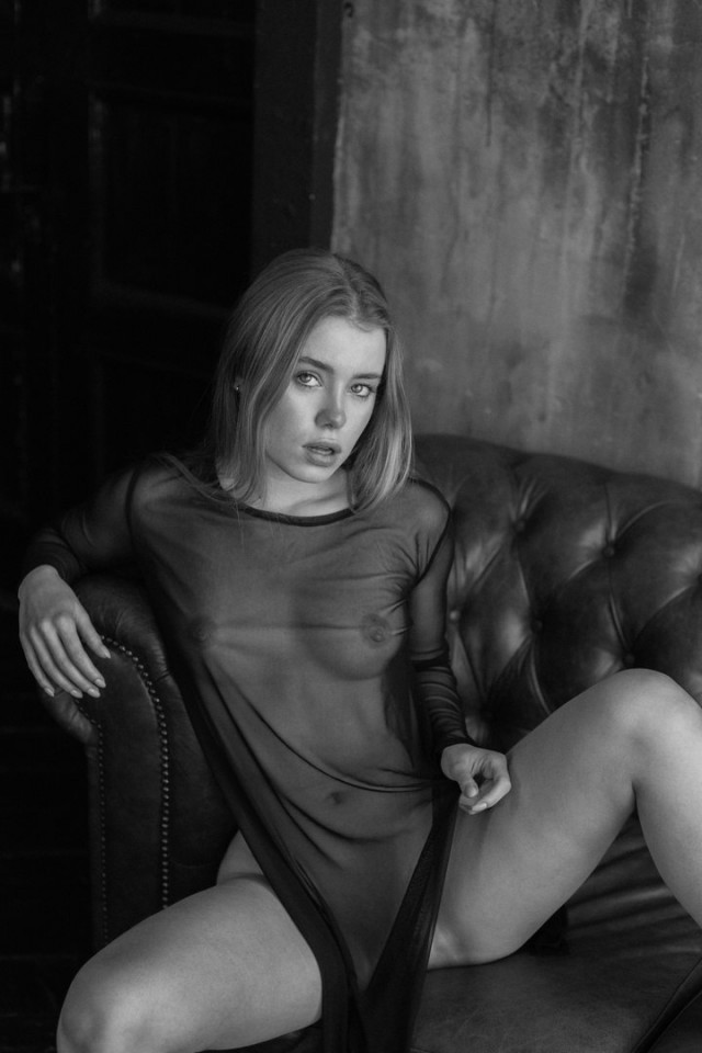 Девчата для Тонуса, предпраздничные!