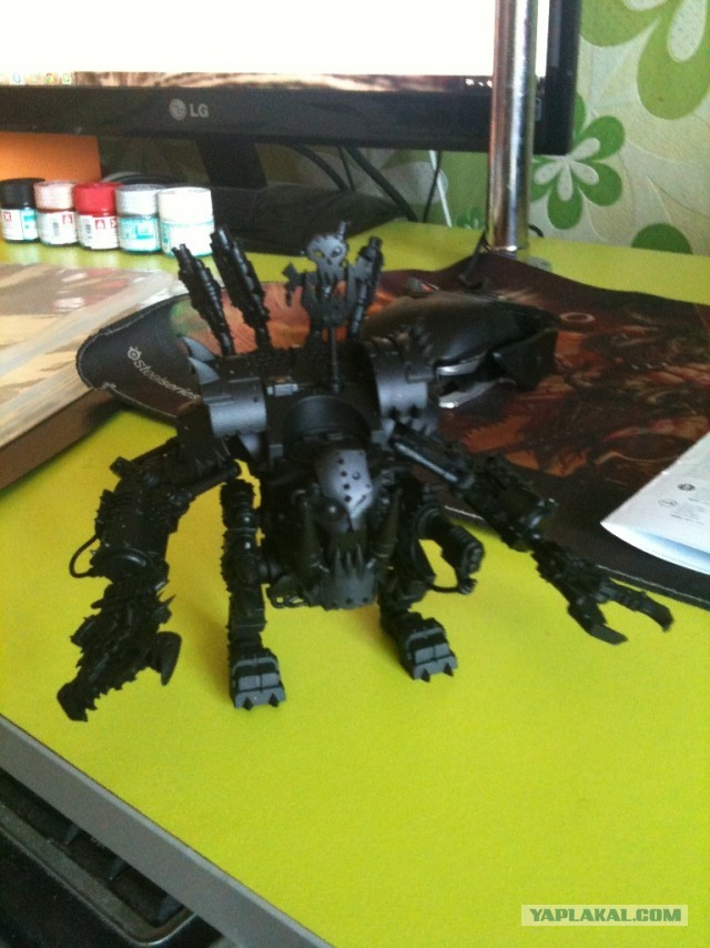 Warhammer 40K Дрэд орков