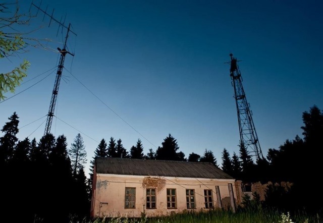 Утюг гонит.