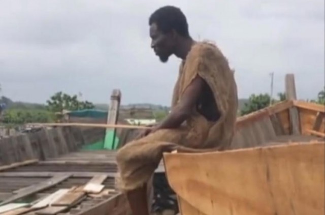 «Апокалипсис отложен»: пророк из Ганы купил Mercedes на пожертвования