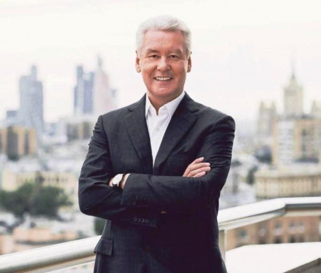 "Мне показалось или не показалось? Москва, ты ли это? Жуть какая!"