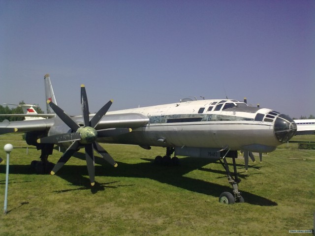 Советский челнок «Буран» в немецком городе Шпайер