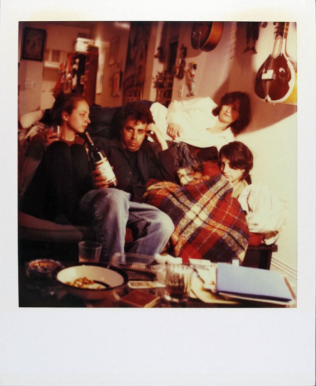 История мужчины, который снимал каждый день на Polaroid 18 лет, пока рак не украл его жизнь