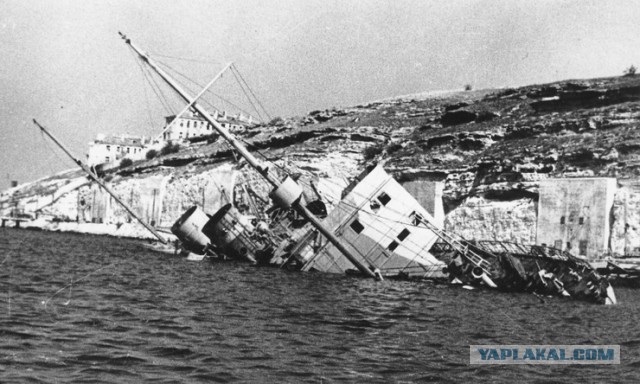 Ровно 75 лет назад пал, но не сдался Севастополь.