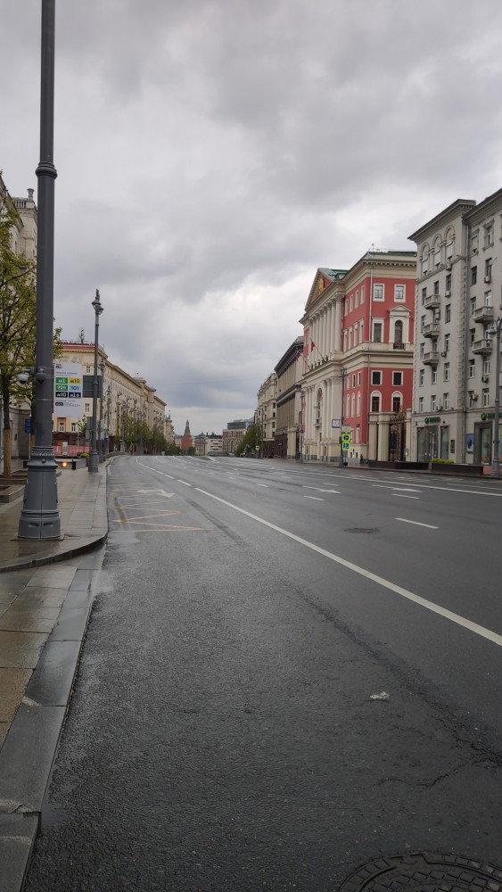 Комендантский час в Париже