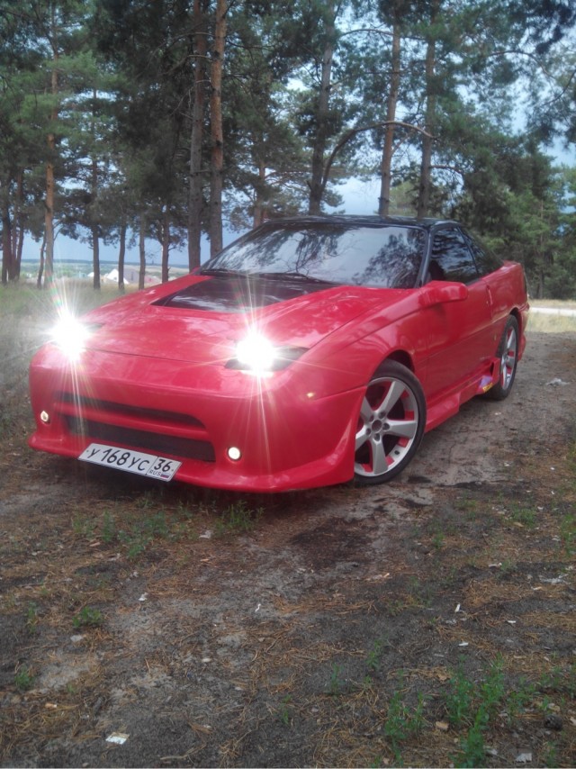 Икона стиля. Вспоминаем популярные авто со «слепыми» фарами