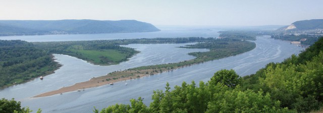Англичанка на каяке по Волге