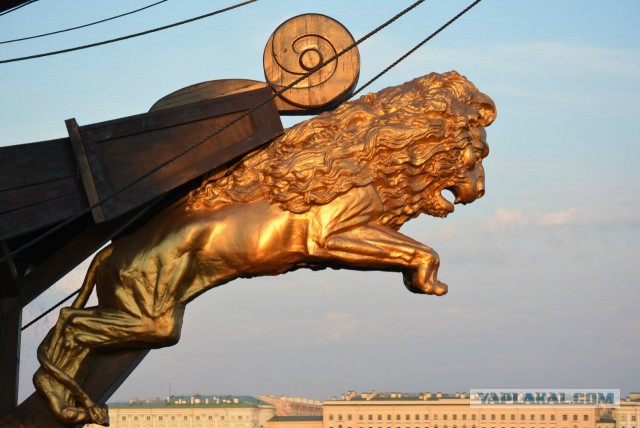 Белые мосты и разводные ночи