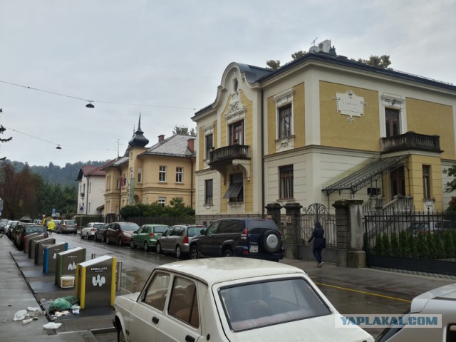 Как живут на загнивающем Западе...