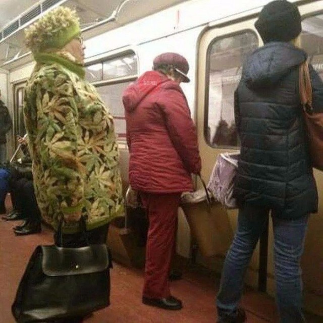 А вот кому деградации и лёгкой наркомании? Налетай!