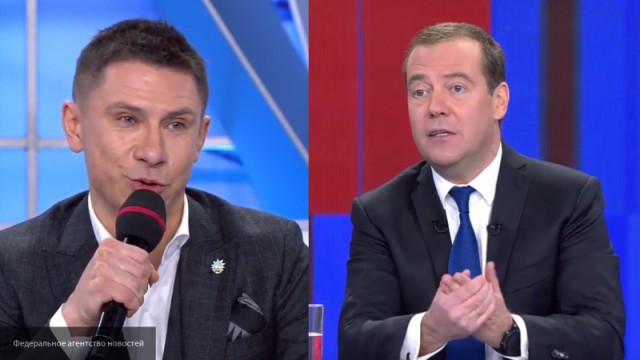 Этот пост не о Медведеве, и не о Навальном, и даже не о самолёте, а о многострадальном русском народе.
