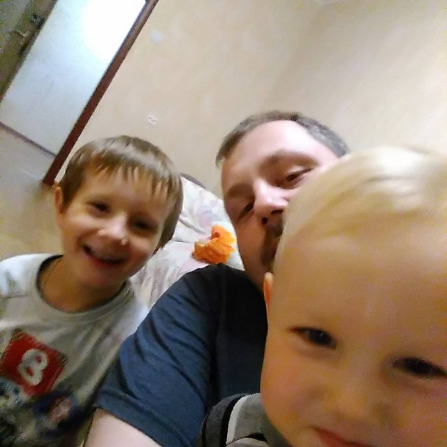 Большие папы и маленькие дети