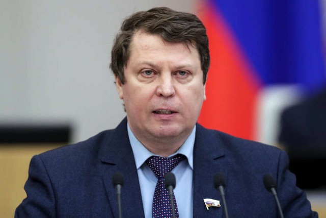 Депутат Госдумы предложил вернуться к переходу на зимнее и летнее время