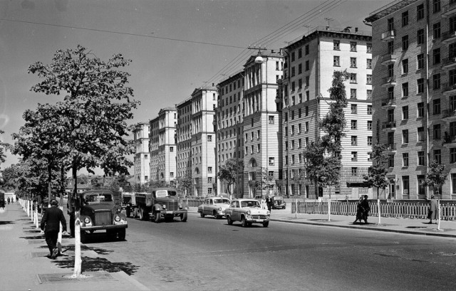 Москва и москвичи. Двадцатый век. 14.01.25
