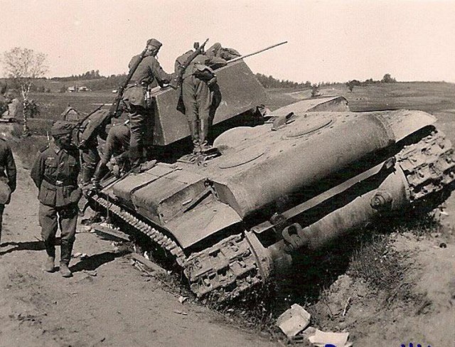 Последний бой двух КВ-1 второго июля 1941 в Латвии