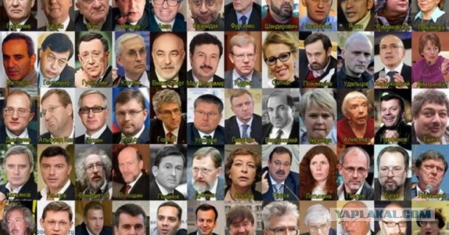 Коммунальщики повредили десятки надгробий советских солдат