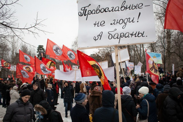 Борьба за храм на Торфянке продолжается