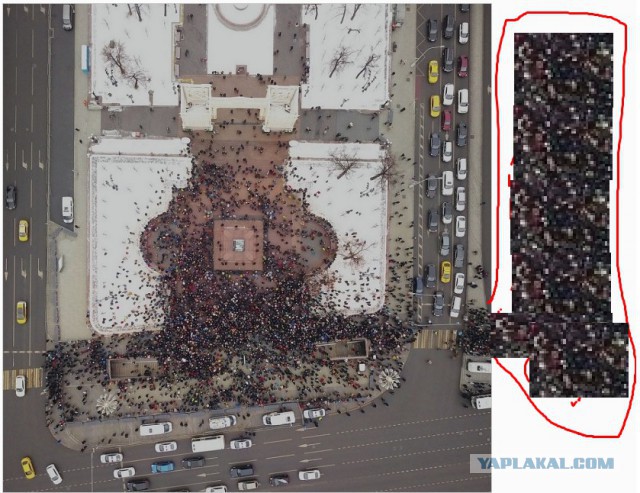 Москва, Тверская, многотысячный митинг протеста, вид сверху (снято с дрона)